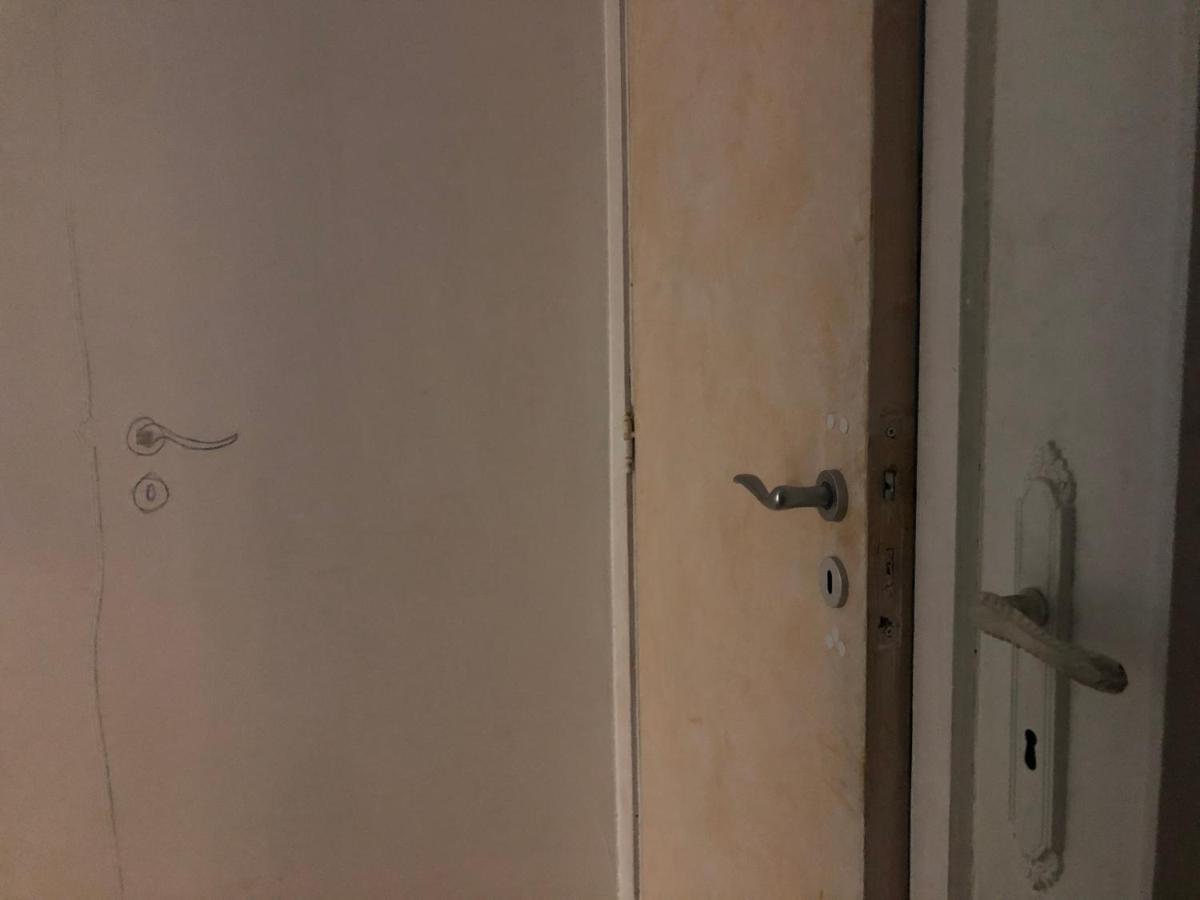 Akasa Di Flock Panzió Nápoly Kültér fotó