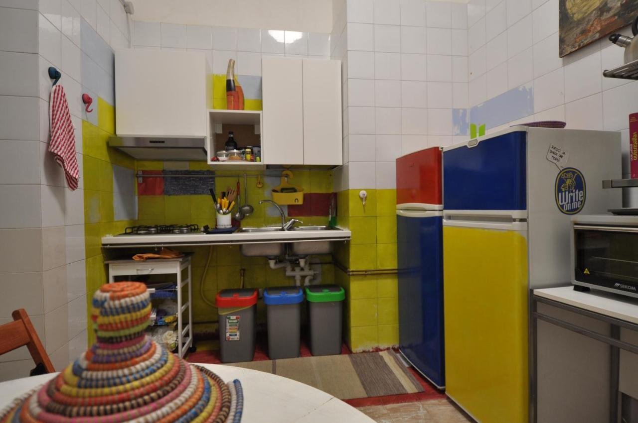 Akasa Di Flock Panzió Nápoly Kültér fotó